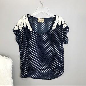 Boutique navy and white | Women’s blouse